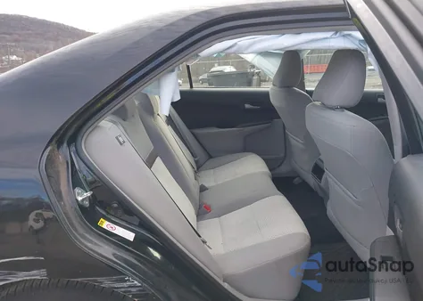 2014 Toyota Camry Le z USA, uszkodzony, nr VIN 4T1BF1FK0EU847781